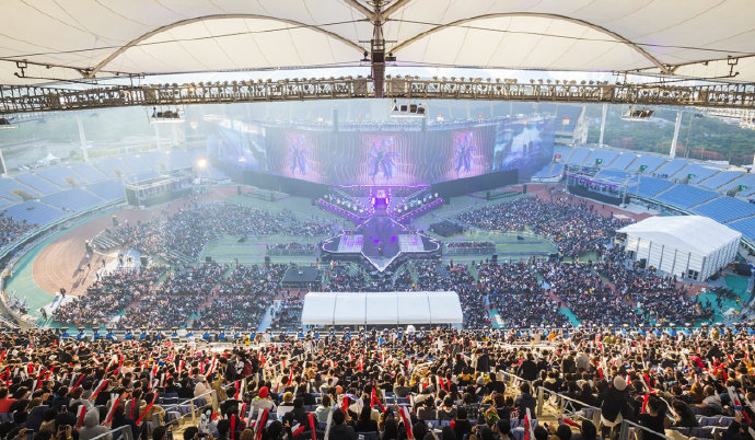 三人共性在 三人共性在