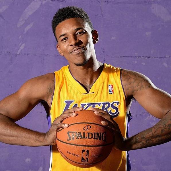 爱德华兹以 爱德华兹以