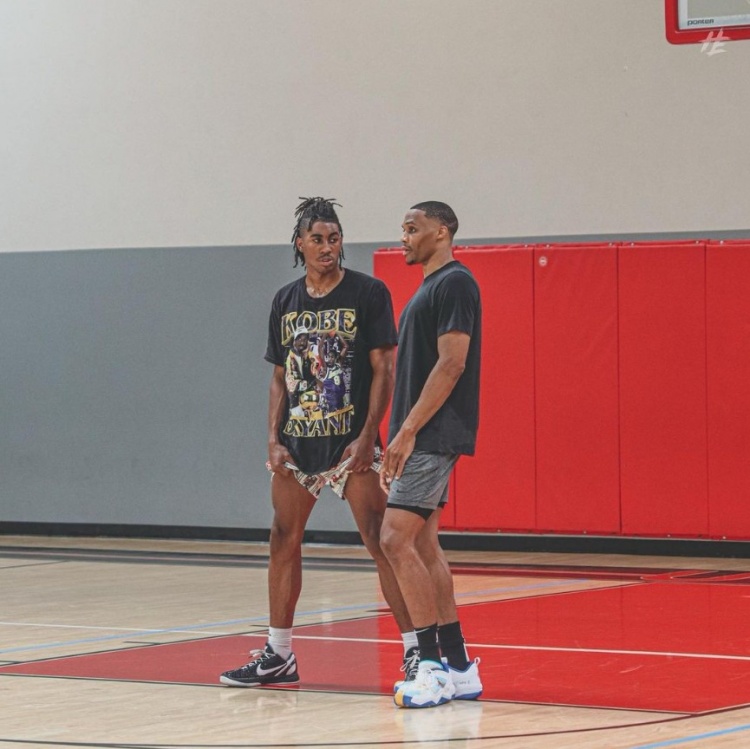 B受服务年 B受服务年